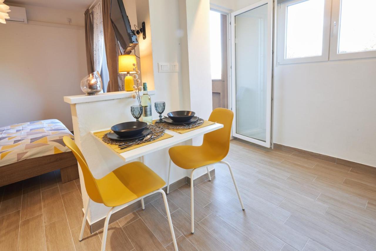 Apartment Yellow Poreč Exteriér fotografie